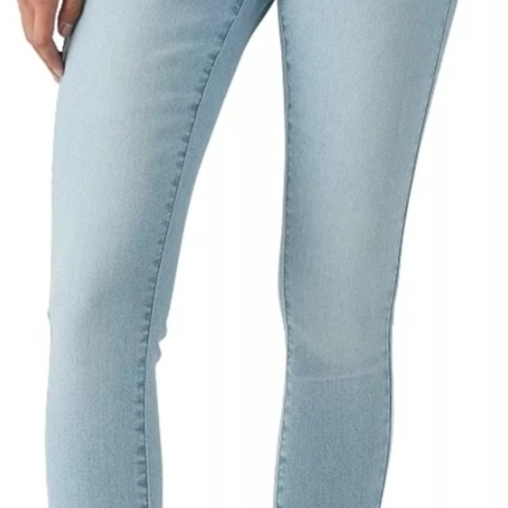 Light Wash Skinny Jeans for Women — Stretch Slim Fit